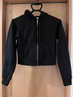 H&M 裏起毛フード付きクロップドパーカー 黒　Mサイズ