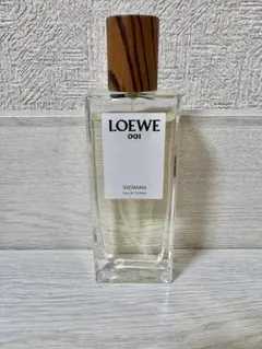 LOEWE 001 WOMAN オードゥトワレ 香水のサムネイル