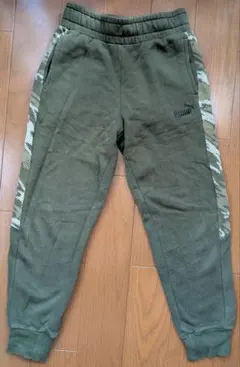 PUMA 　プーマ　スウェット　パンツ　カーキ　カモフラ　迷彩柄　サイズ140