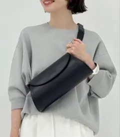 AULENTTI/オウレンティ ショルダーバッグ スムースレザーのサムネイル