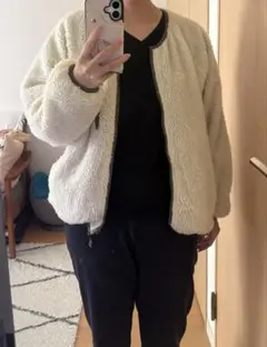 【匿名配送】ボアジャケット クリーム色とオリーブグリーン
