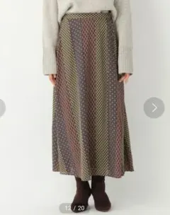 新品タグ付 アパートバイローリーズ パネルガラマキシスカート