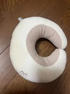 【エールべべ】2WAYうたたねクッション マシュマロベージュ