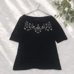 T【ミスティウーマン】リブニットカットソー F 黒 花柄刺繍 半袖 綺麗めのサムネイル