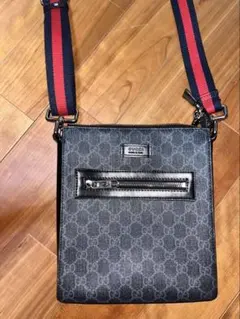 GUCCI GGパターン ショルダーバッグ グレー - メルカリ