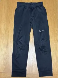 NIKE サッカー　ジャージ　長ズボン　150