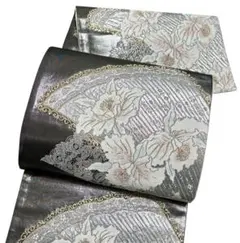 AA17袋帯 六通柄 金銀糸　花柄 美品 正絹 着物