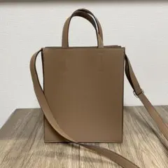 UNIQLO スクエア ショルダーバッグ ブラウン