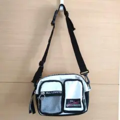 ラブトキシック(Lovetoxic) Wポケット2WAYショルダーバッグ