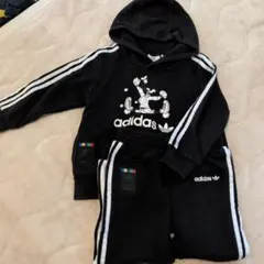 adidas×Disney 黒 セットアップ サイズ100cm