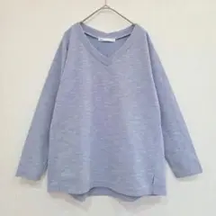 ikka　Vネックトップス　厚手カットソー　　Ｍ　無地　サイドスリット　シンプル