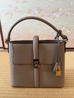FRAY I.D グレージュ　ツインロック　ミドルバッグ　新品未使用