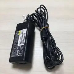33★Fujitsu FMV-AC332A ACアダプター