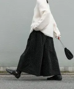 かぐれ コーデュロイテーパードパンツ アイボリー - メルカリ