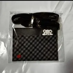 新品未開封　ファミリア　ネームホルダー　黒系ファミリアチェック