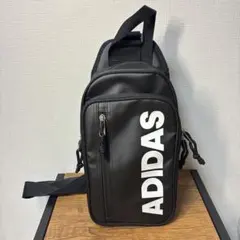 ADIDAS ブラック ショルダーバッグ