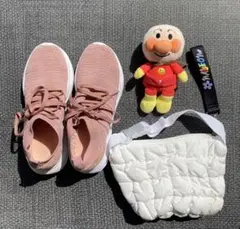 レディーススニーカー(M)23.5＆アンパンマン人形&小物入れ・3点セット