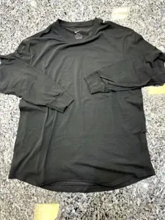 Nike one Dri-FIT ブラック 長袖 TシャツS 7-19
