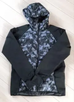 ティゴラ　防風と撥水を兼ねたあったかパーカー　ジャケット　Lサイズ