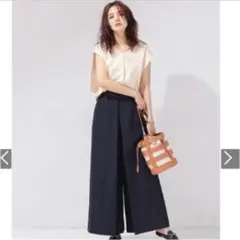 ナノ・ユニバース（レディース）　バックボリュームカットトップス