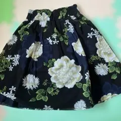 ふりふ　スカートのサムネイル