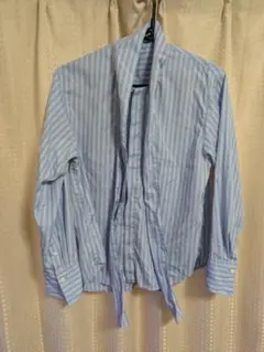 ストライプ長袖シャツ