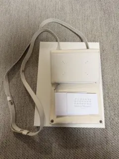 新品 メゾンマルジェラ レザー がま口 コイン パース ホワイト ケース