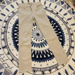 ZARA BASIC ベージュ　スキニーパンツ