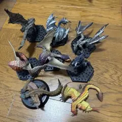 モンスターハンター　フィギュア　8種セット