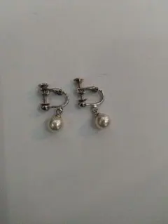 【年度末大セール！】 シルバー パール フックイヤリング