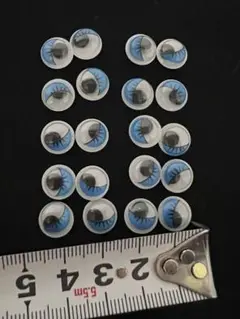 動く目玉 パーツ 青 瞼