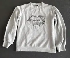 BeBe　キッズ　140　薄手トレーナー　グレー　ラメ入り