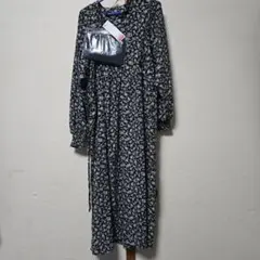 GU 花柄ワンピース ブラック M