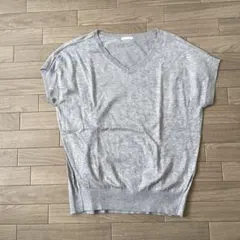 グレー Vネック 半袖 ニット トップス