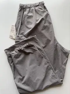 新品未使用　無印良品　撥水ナイロン　ウインドワイドパンツ　XL