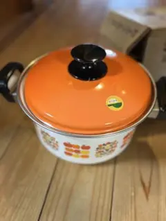 わかめちゃん様専用『』オレンジ フルーツ柄 ホーロー鍋 中型