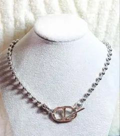 Item thumbnail for item ad3e9f85-1e74-4fe5-be40-8cf551569996