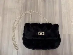 【新品未使用】SHEIN ファー素材チェーンショルダーバッグ