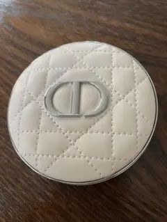 Dior ディオールスキン フォーエヴァー ヌードマットフィルター S638