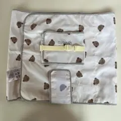 【美品】新品、未使用　GUSUMIN寝返り防止シートくま柄のサムネイル