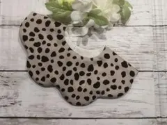 975.ハンドメイドよだれかけ　ハンドメイドよだれかけ　360°スタイ