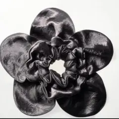 ぷ*♡様 【新品】TAMBURINS PERFUME SCRUNCHIE シュシ 新品】TAMBURINS PERFUME SCRUNCHIE シュシュ グレー - メルカリ