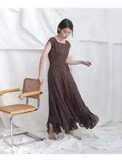 NATURAL BEAUTY BASIC ノースリーブワンピース