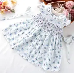 新品 清楚 フリル 小花柄 ハート型 手刺繍スモッキングワンピース