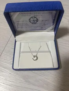 Crossfor NewYork ダンシングストーンネックレス三日月ネックレス