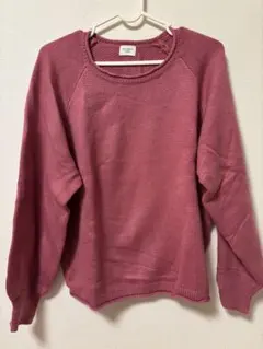 『新品未使用』URBAN RESEARCH 長袖ニットセーター　ローズピンク