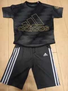 キッズ　アディダス　セットアップ　ジャージー　140cm　半袖　ハーフパンツ