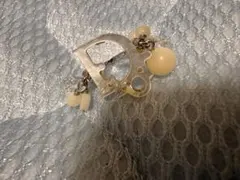 シルバー D型デザイン リング ビーズ付き