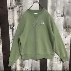 【限定価格】GAP　ギャップ★センター刺繍　スウェット　トレーナー　グリーン