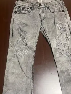 正規品⭐︎True Religion ダメージ加工デニム激レア品のサムネイル